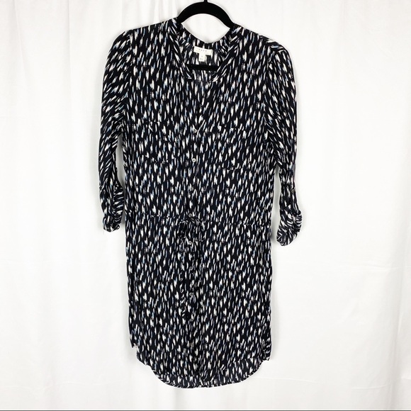 Soft Joie Dresses & Skirts - SOFT JOIE Printed Shirt Dress Size S